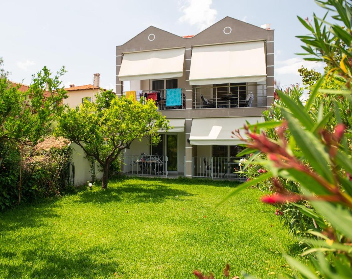 Ferienwohnung Anneta'S House Nikiti  Exterior foto